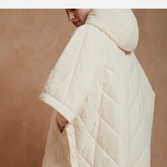 Banana Republic Puffer Oversized Lagenlook BoHo Poncho Cape Coat NWT L/XL - Picture 2 of 5